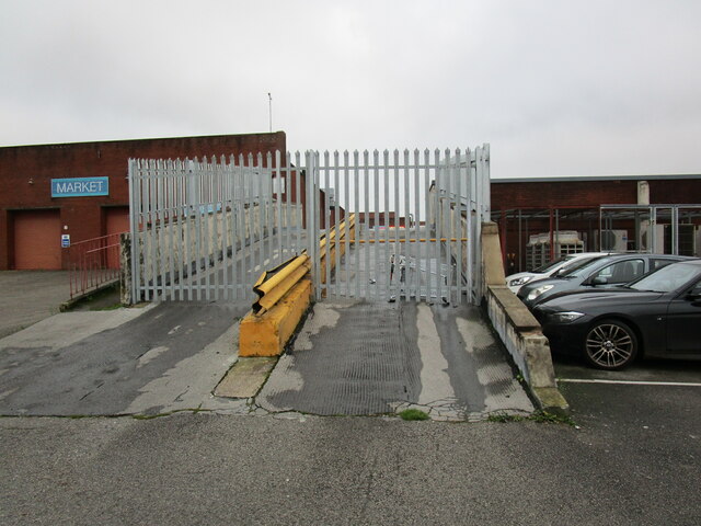 Closed Roof Top Car Park, Alfreton © Jonathan Thacker Cc-by-sa/2.0 ...