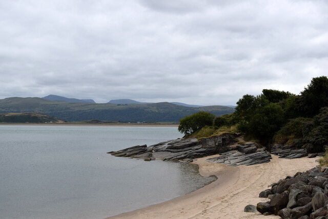 Coastal rocks, Morfa Brychan beach
