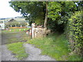 Public footpath to River Aire, Cononley