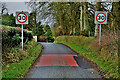 Approaching Dromore along Bridge Road