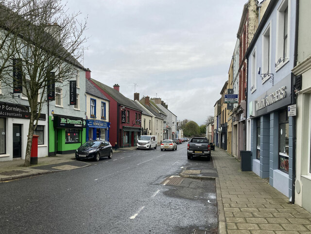 Dromore Village, County Tyrone © Kenneth Allen cc-by-sa/2.0 :: Geograph ...