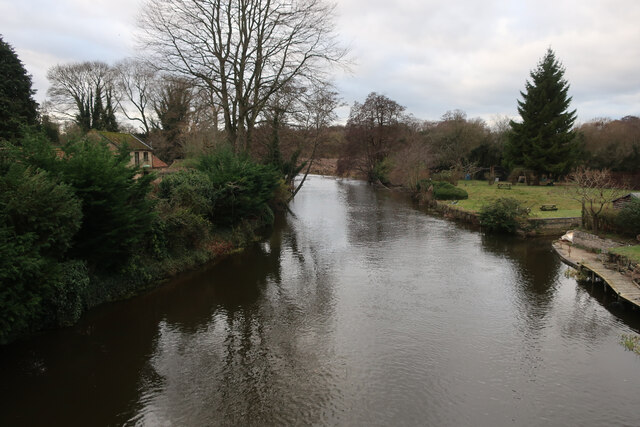 Little Ouse through Brandon © Hugh Venables cc-by-sa/2.0 :: Geograph ...