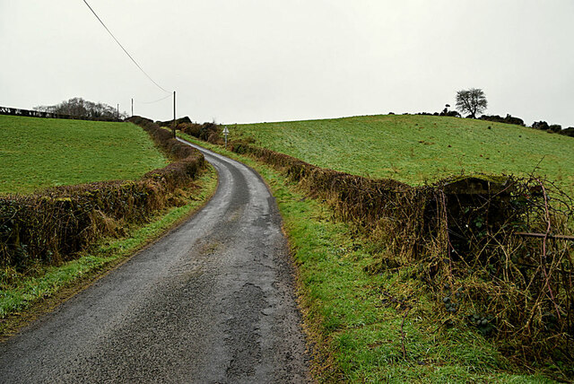 Bend along Dunbreen View Road
