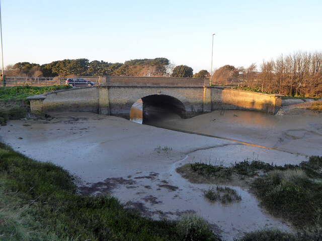 A259 Brighton Road bridge over drainage into Adur