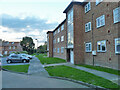 Path by flats at southern end of Elm Tree Close