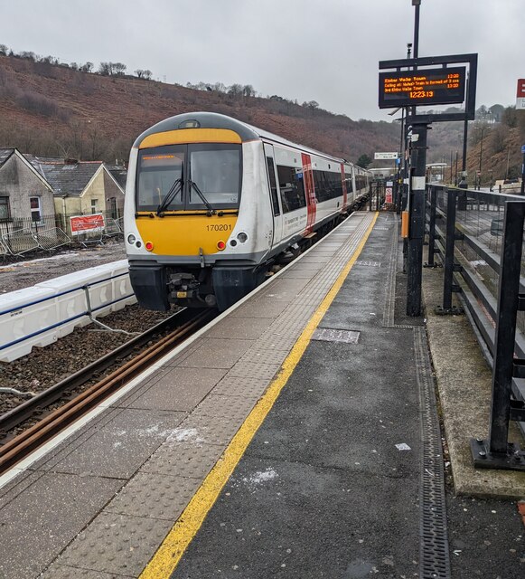 170201 leaving Llanhilleth station