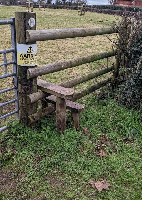 Stile access to a field, Thruxton