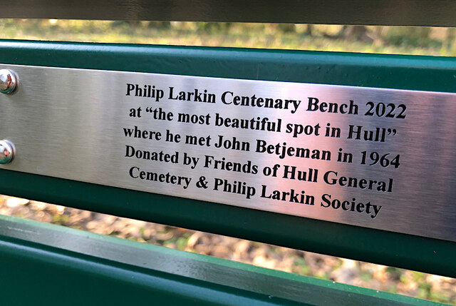 Larkin bench plaque, Hull