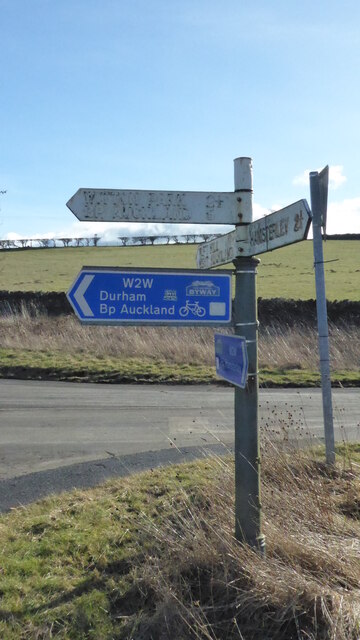 Direction Sign - Signpost at High Wether Hill Farm, near Toft Hill