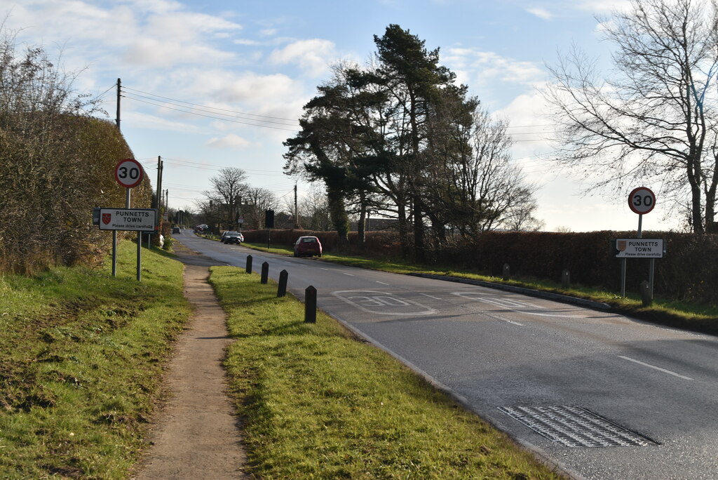 Battle Rd © N Chadwick Cc-by-sa/2.0 :: Geograph Britain And Ireland