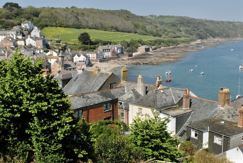 Overlooking Kingsand © Jay Pea cc-by-sa/2.0 :: Geograph Britain and Ireland