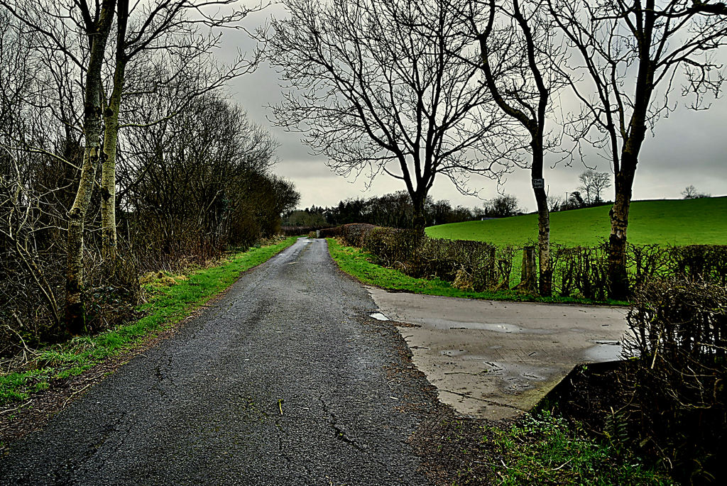 Farburn Road, Reaghan © Kenneth Allen Cc-by-sa/2.0 :: Geograph Britain ...