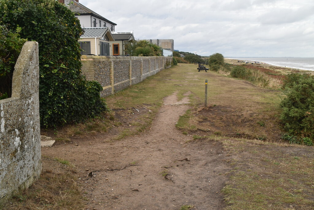 suffolk-coast-path-n-chadwick-geograph-britain-and-ireland