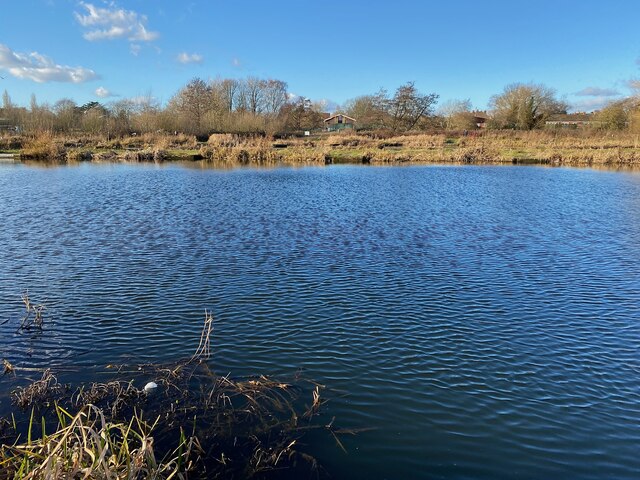 Fishing lake in winter, Myton Fields,... © Robin Stott cc-by-sa/2.0 ...