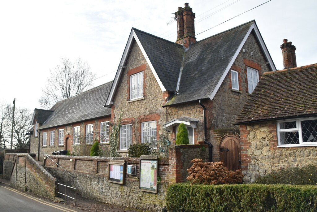 Old Schoolmaster's House © N Chadwick cc-by-sa/2.0 :: Geograph Britain ...