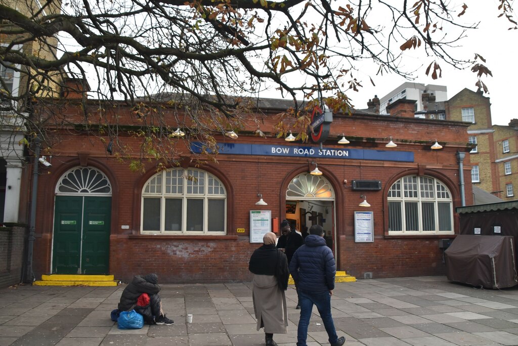 bow-road-station-n-chadwick-cc-by-sa-2-0-geograph-britain-and-ireland