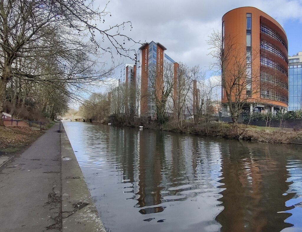 De Montfort University campus buildings © Mat Fascione Geograph