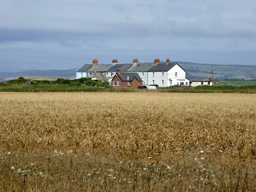 Coastguard Cottages Atherfield Point © Robin Webster Geograph