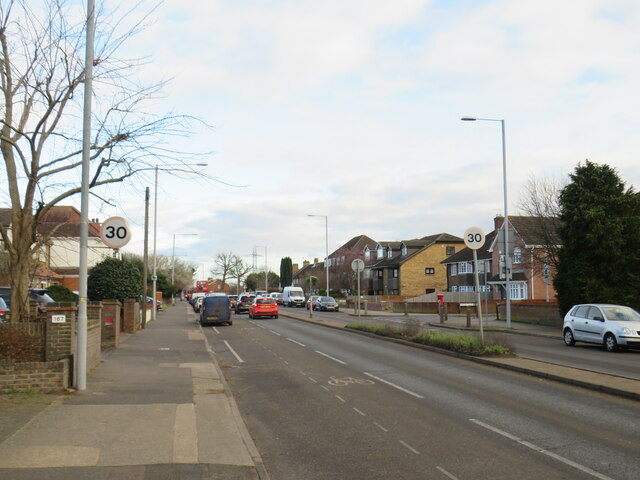 Moor Lane, Chessington © Malc McDonald :: Geograph Britain and Ireland