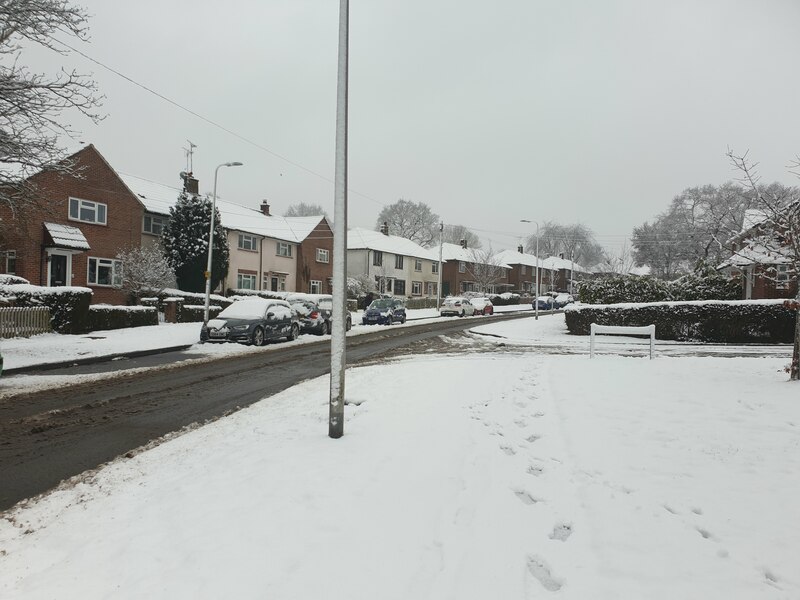 Elizabeth Avenue in the snow © Oscar Taylor cc-by-sa/2.0 :: Geograph ...