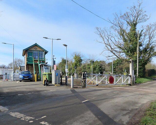 Dullingham Station and level crossing