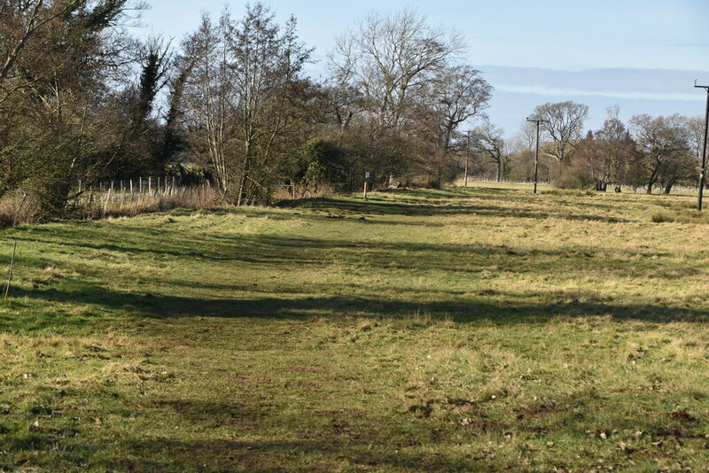 Stour Valley Walk © N Chadwick cc-by-sa/2.0 :: Geograph Britain and Ireland