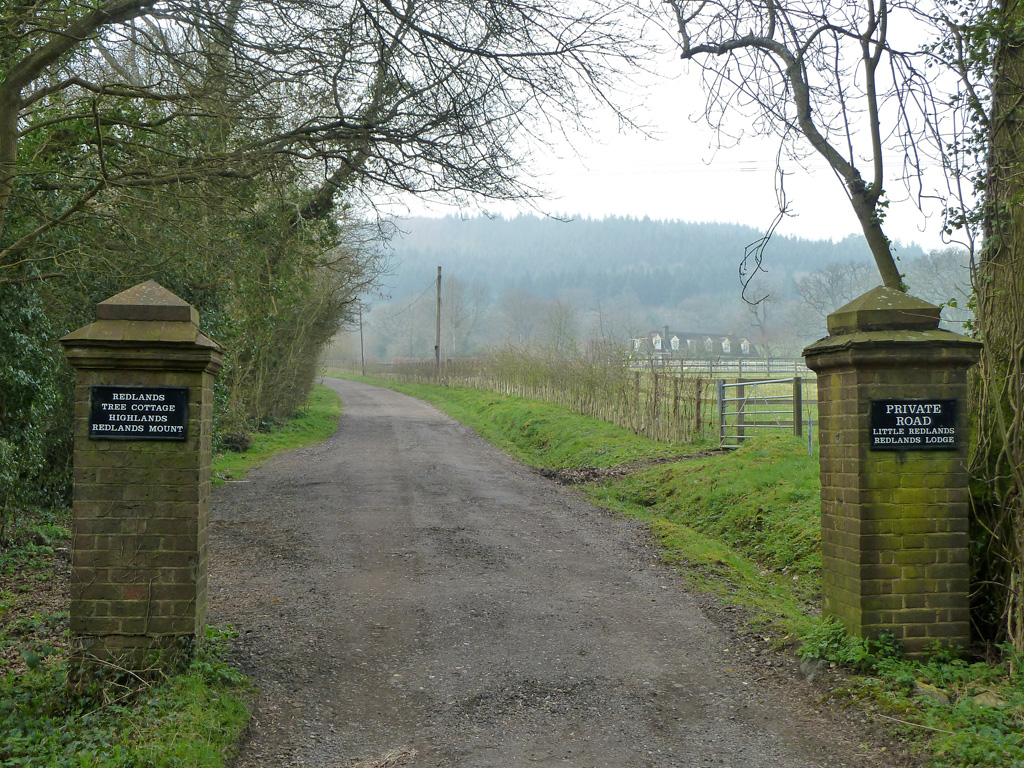 Drive To Redlands And Other Places © Robin Webster Cc By Sa20 Geograph Britain And Ireland 9756