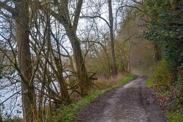 Goodrich : Footpath © Lewis Clarke cc-by-sa/2.0 :: Geograph Britain and ...