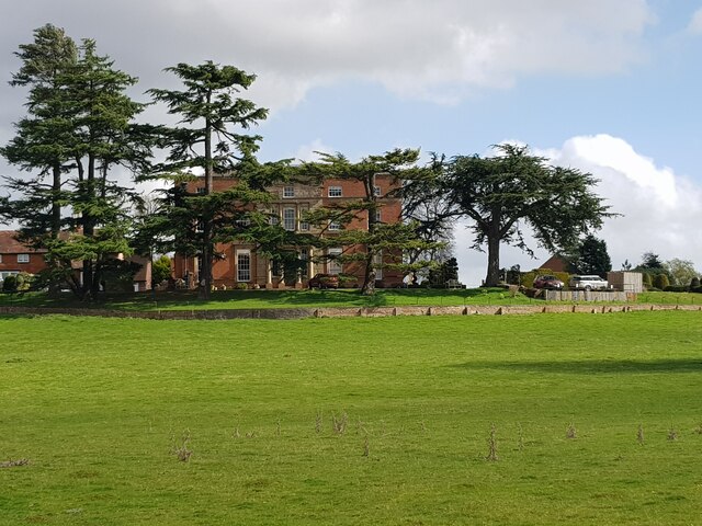 laughern-house-hidden-by-trees-jeff-gogarty-geograph-britain-and