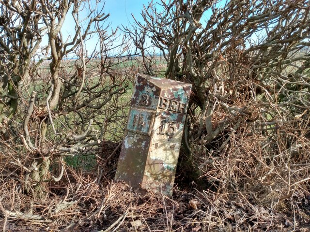 Old Milestone by road (was A1), Middleton