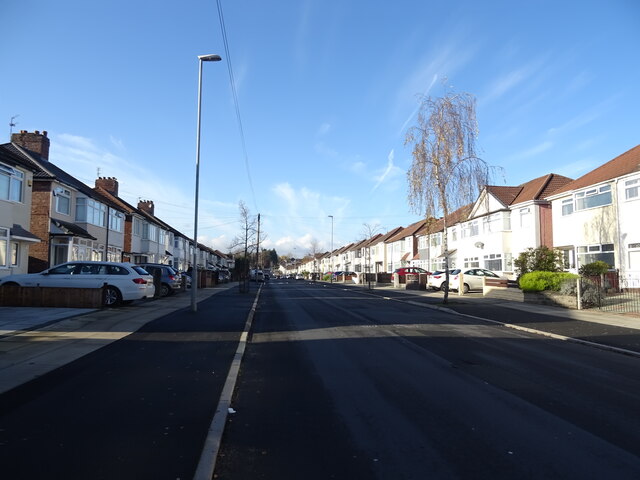 Milton Avenue © JThomas cc-by-sa/2.0 :: Geograph Britain and Ireland