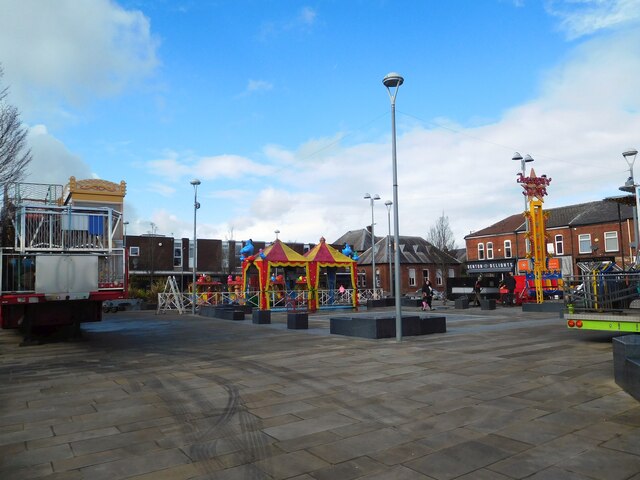 the-fun-fair-comes-to-denton-gerald-england-cc-by-sa-2-0-geograph