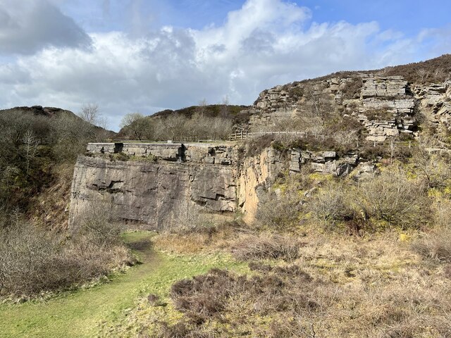 Disused quarry at Tegg's Nose