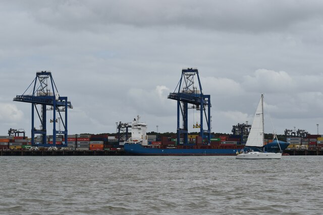 Trinity Terminal, Port of Felixstowe © Simon Mortimer cc-by-sa/2.0 ...