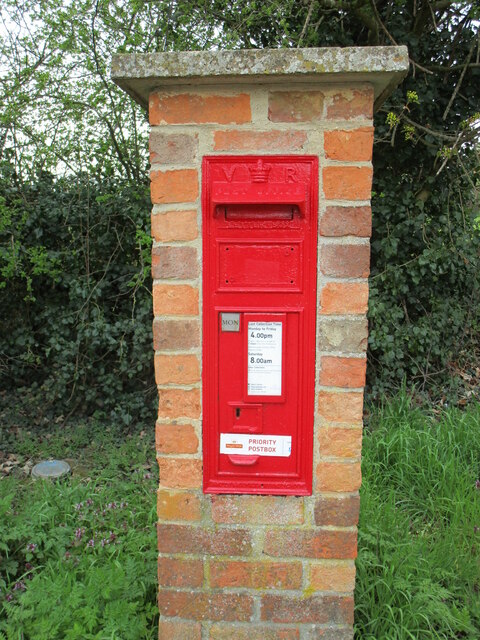 Victorian postbox, Haddon © Jonathan Thacker :: Geograph Britain and ...