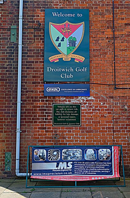 Signs on Westford House, Droitwich Golf Course, Ford Lane, Droitwich Spa, Worcs