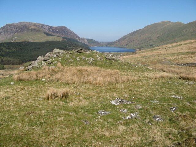 Glacial debris © Jonathan Wilkins :: Geograph Britain and Ireland