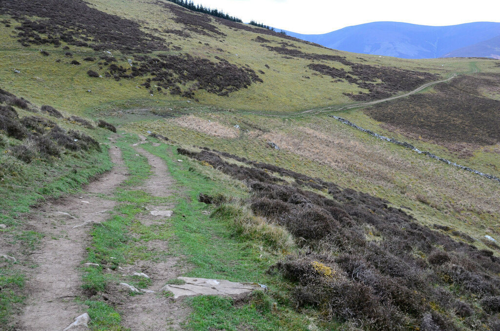 Path by the Red Well © Jim Barton cc-by-sa/2.0 :: Geograph Britain and ...