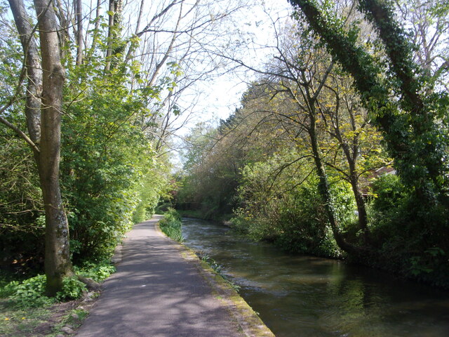 Passing the site of the old prison at the Mill Stream