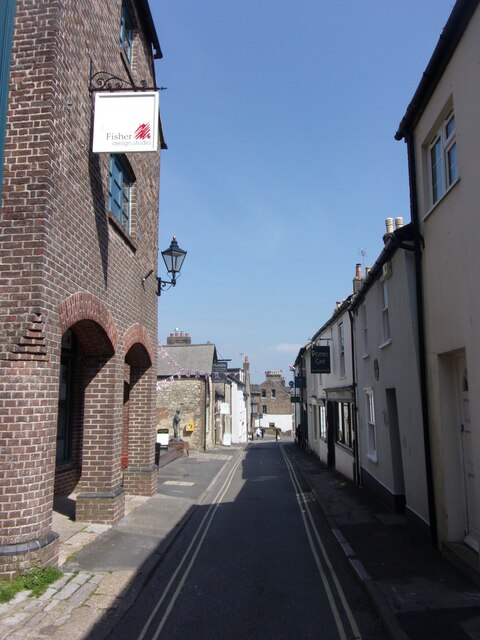Looking east in Durngate Street