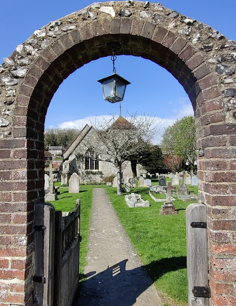 Gate at the church of St Simon & St... © Mat Fascione cc-by-sa/2.0 ...