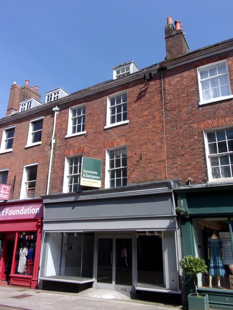 Shop to let in Cornhill