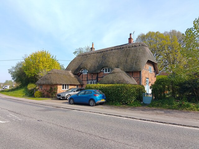 Spring Cottages, 58-60 Ermin Street © Oscar Taylor :: Geograph Britain ...