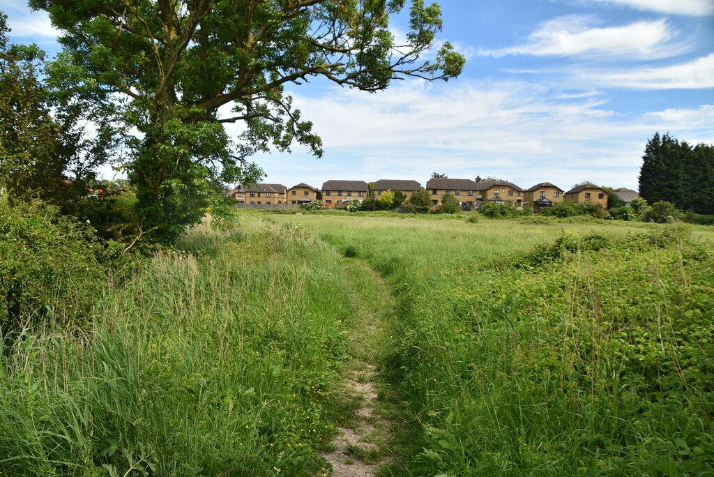 to-sandwich-n-chadwick-cc-by-sa-2-0-geograph-britain-and-ireland