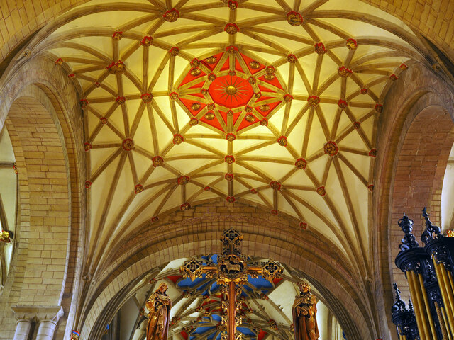 the-ceiling-in-tewkesbury-abbey-andy-beecroft-cc-by-sa-2-0