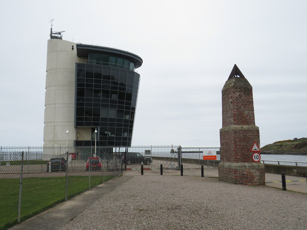 tower-and-marine-operations-centre-malc-mcdonald-geograph