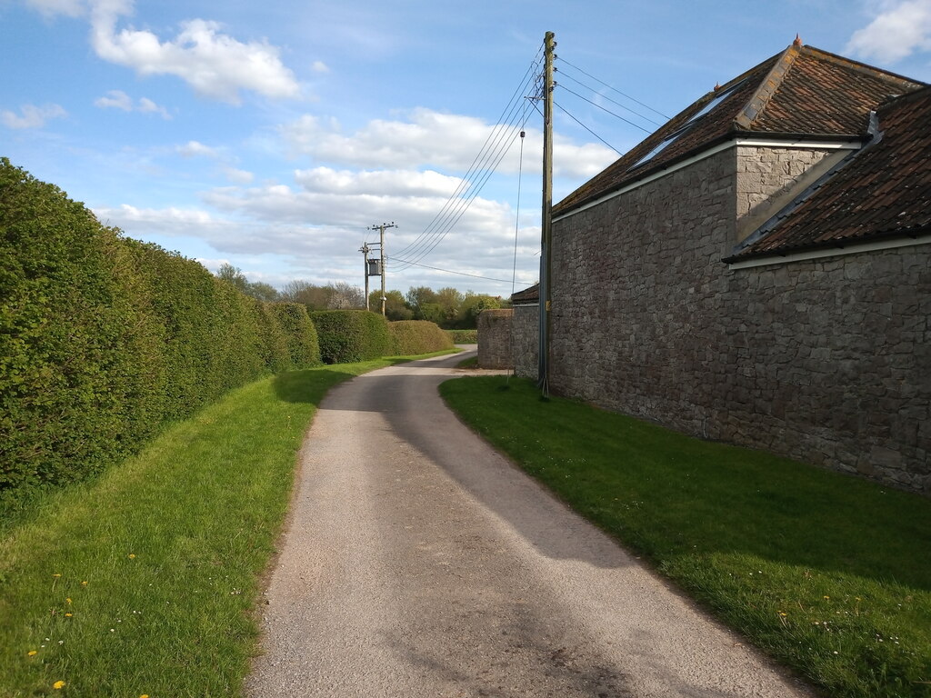 access-road-off-ebdon-road-sofia-cc-by-sa-2-0-geograph-britain-and