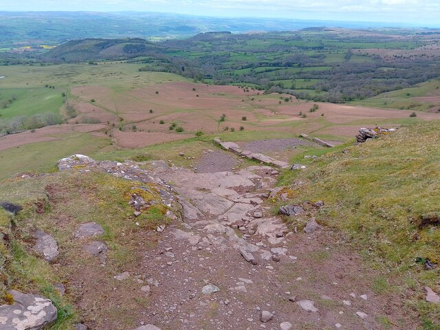 Restricted Byway Down Rhiw Cwnstab © Oscar Taylor :: Geograph Britain ...