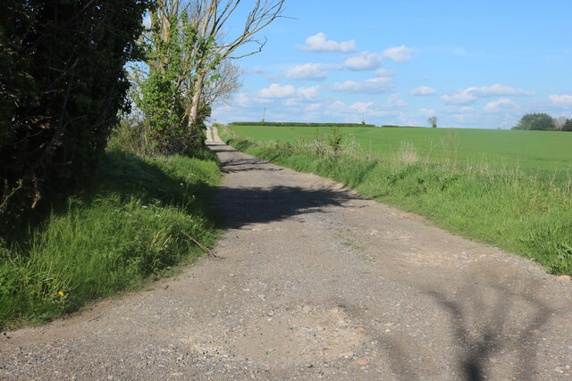 Track to Northfields Farm, Stamford © David Howard :: Geograph Britain ...