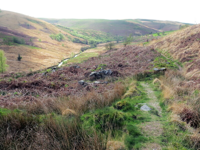 Gweddillion Nant Y Benglog Remains Of © Alan Richards Cc By Sa 2 0 Geograph Britain And